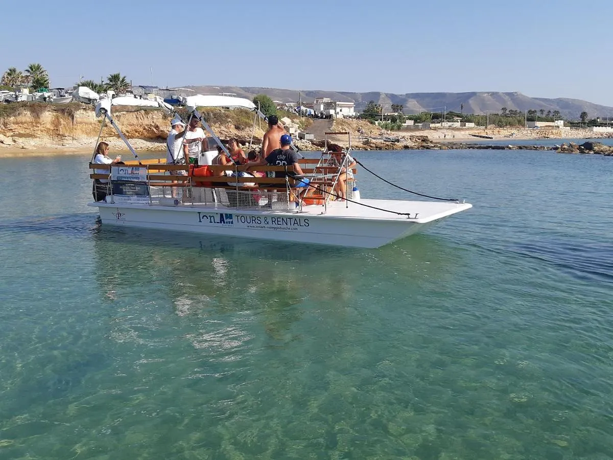 Oda ve Kahvaltı Bilateral B&B Avola İtalya