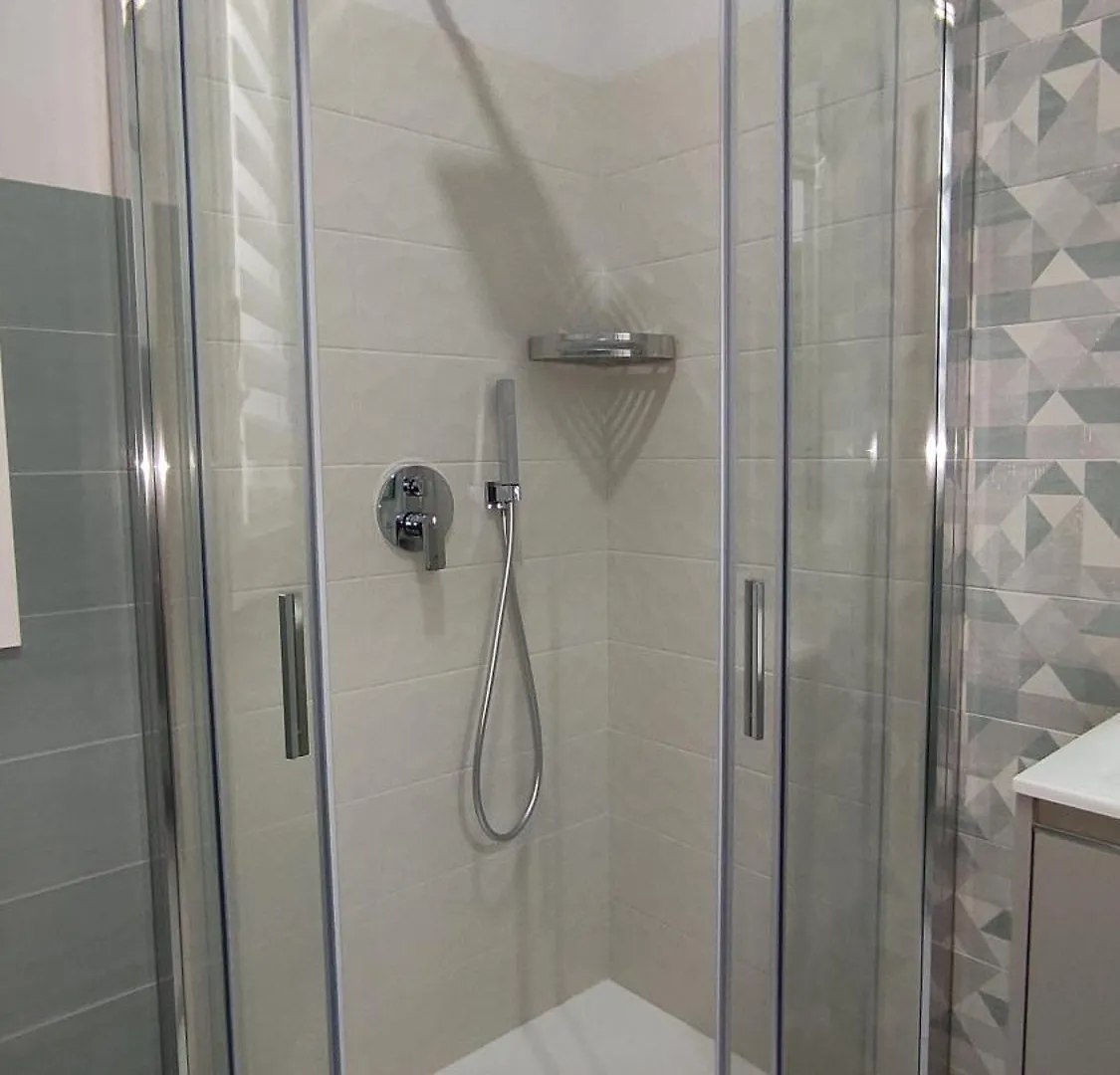 Bilateral B&B Avola 0*,  İtalya